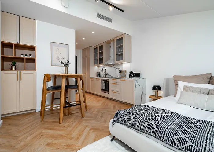 Stylish Volta Quarter Studios - Keyless Check-In
