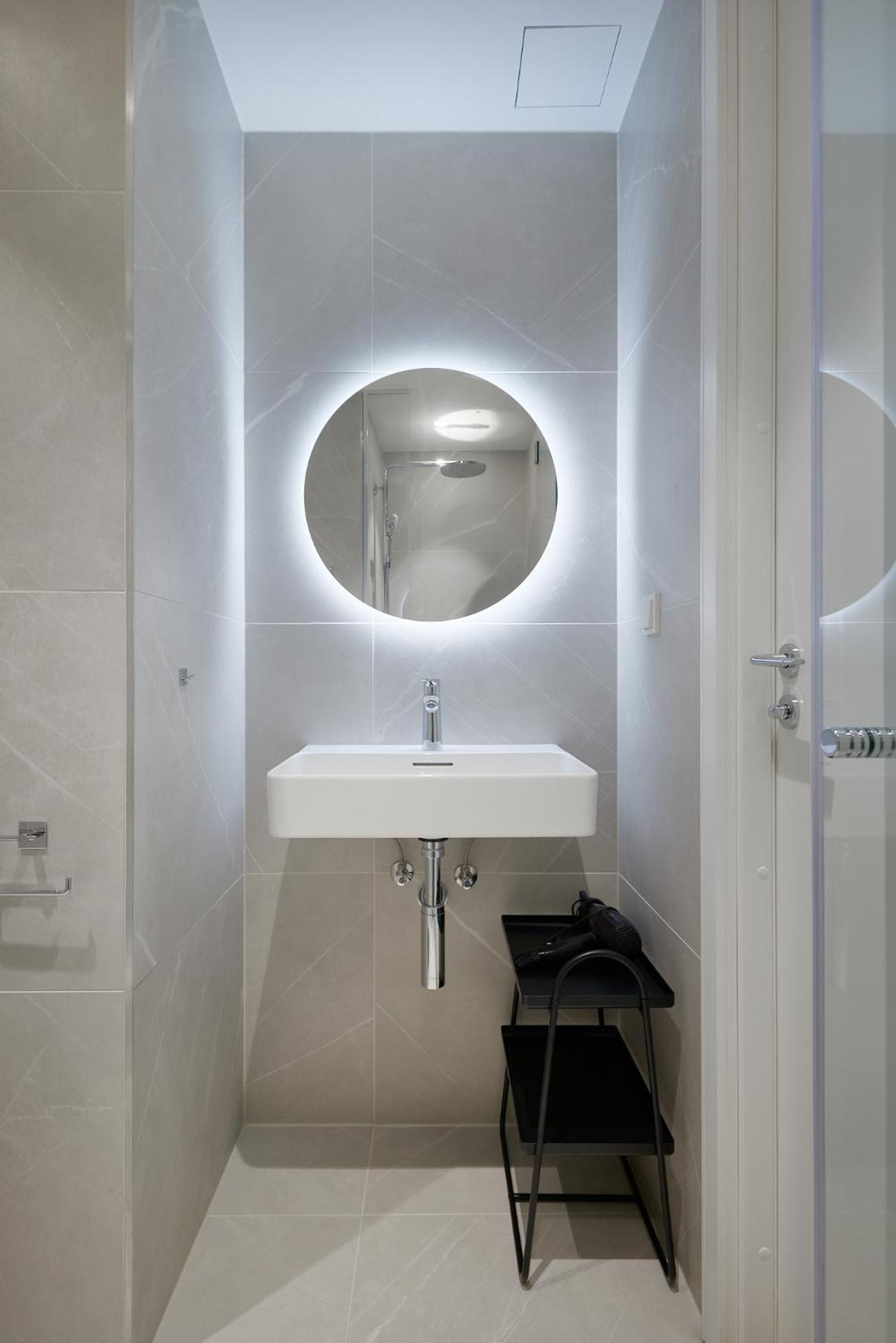 Stylish Volta Quarter - Keyless Check-in Apartment