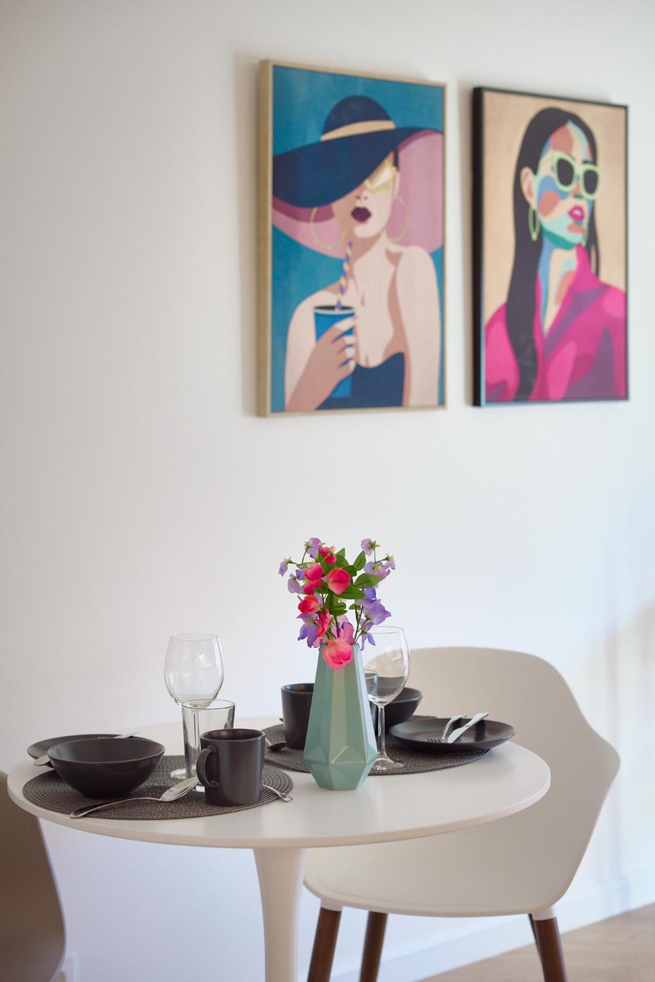 Stylish Volta Quarter - Keyless Check-in Apartment